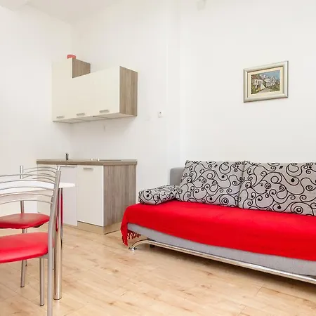 ゲストハウス Jardin